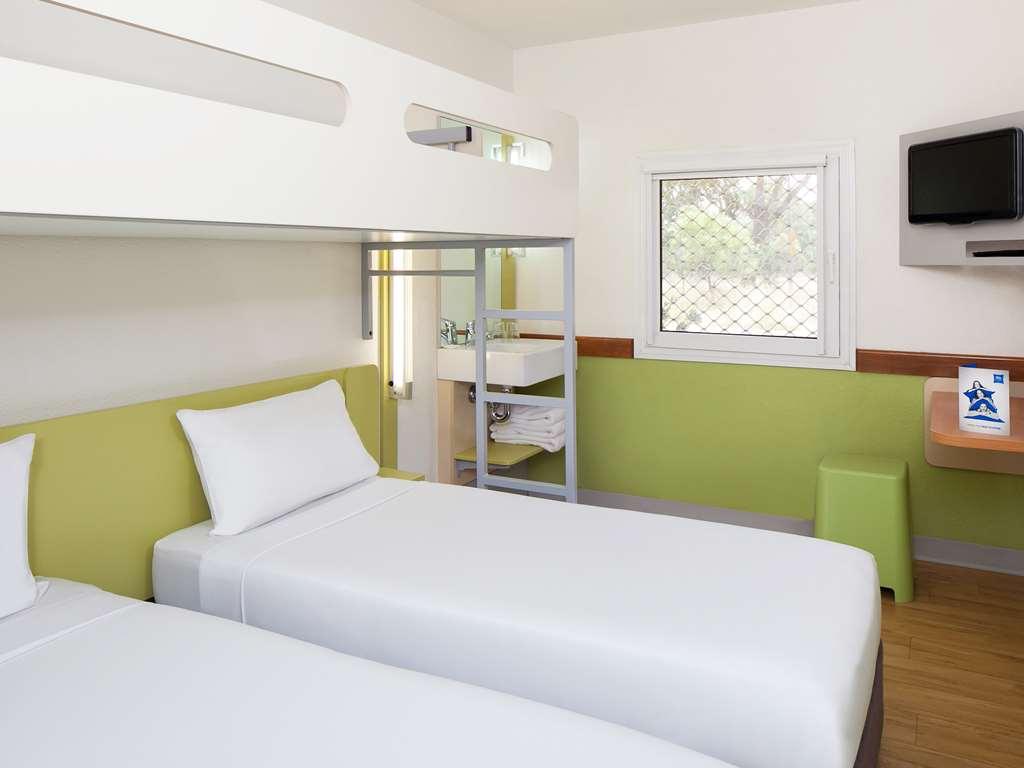 Ibis Budget Saint-Maurice Otel Oda fotoğraf